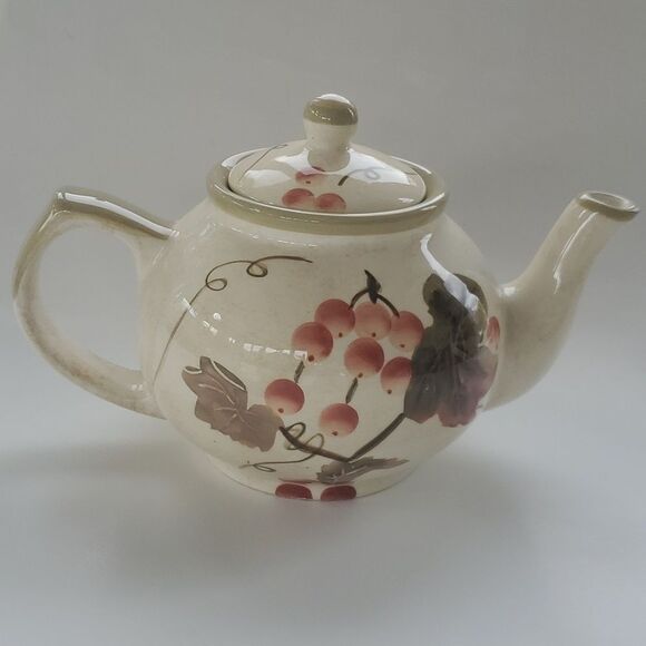 DONATED -- NANTUCKET GRAPEVINE CERAMIC TEAPOT BEIGE SAGE GREEN CORAL LIGHT RED - Picture 2 of 7